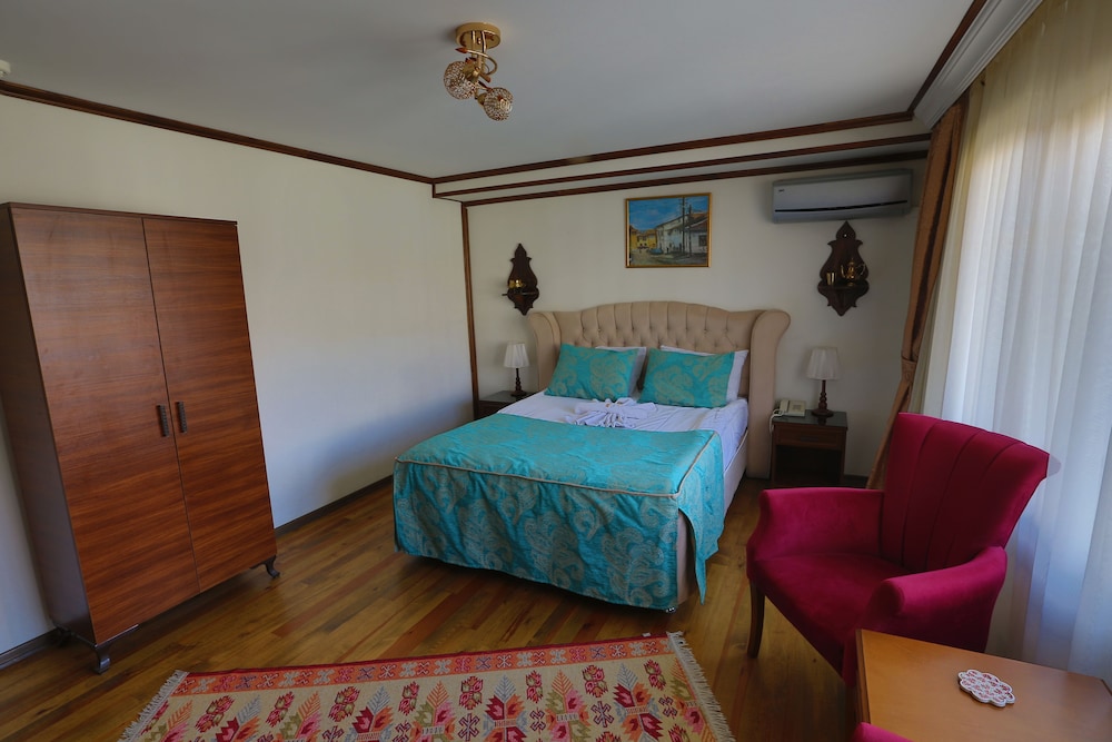 Hotel Ankatra 14/70