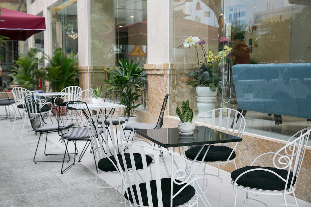 Rosabella Boutique Hotel 52/59