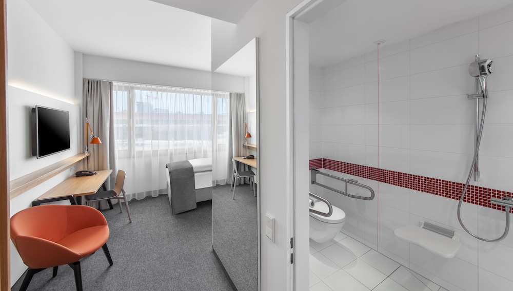 Holiday Inn Munich Leuchtenbergring, an IHG Hotel 30/63