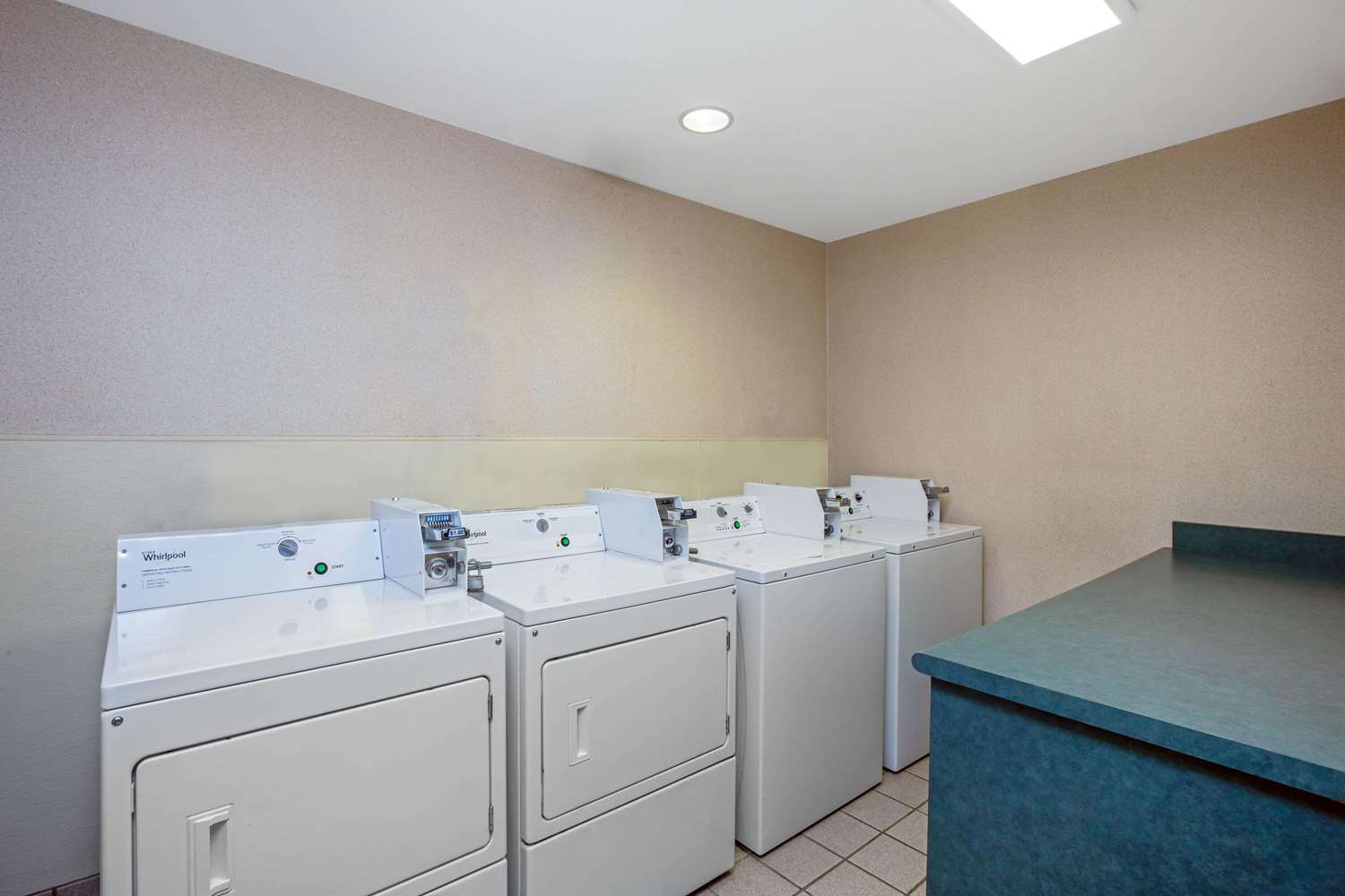 La Quinta Inn Suites Manteca Ripon 5/39