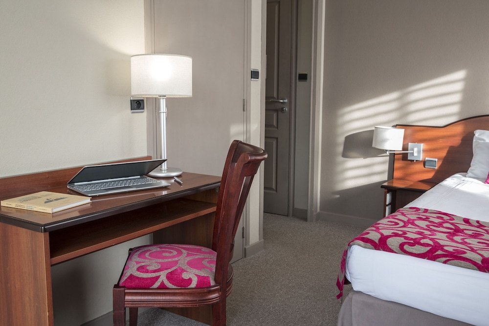 Hotel Les Mesanges 18/48