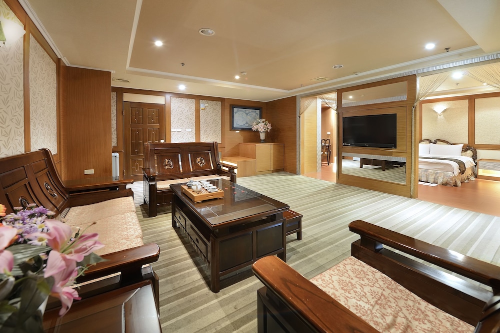 Jinsha Lake Side Hotel 28/49