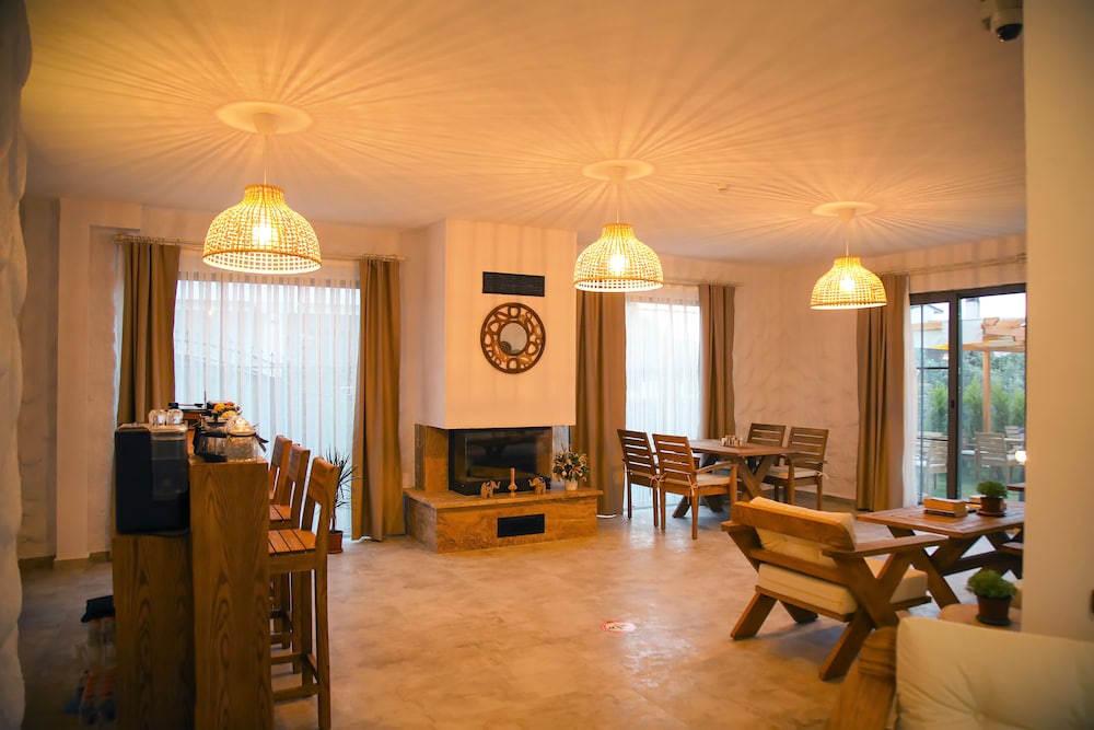 Huzurla Otel 35/50