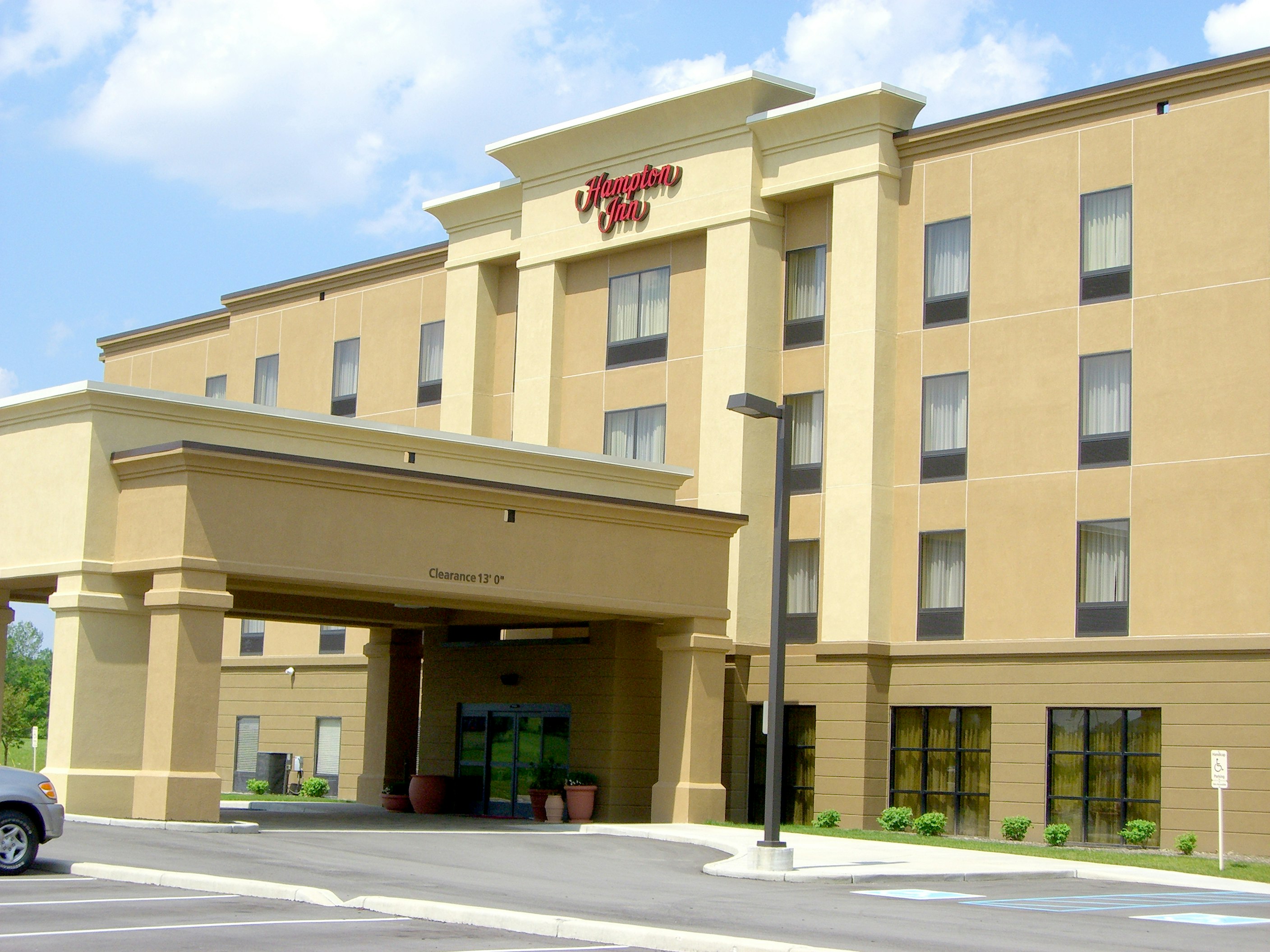 Hampton Inn Greenfield 36/36