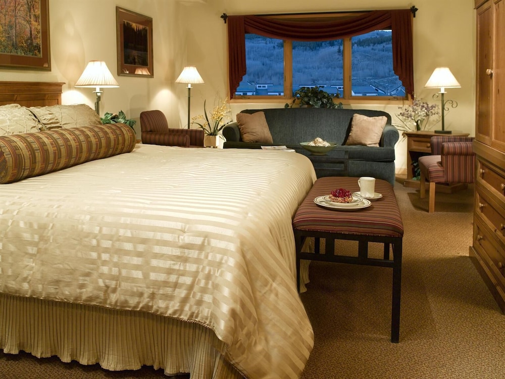 Gateway Mountain Lodge 55/75