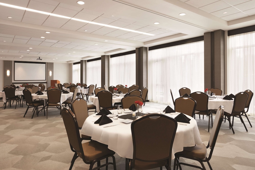 Hyatt Place Buffalo/Amherst 62/70