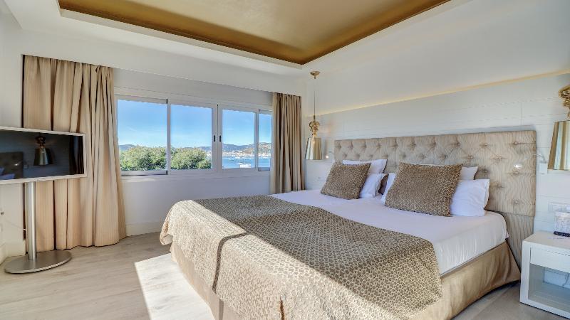 ROOM, DOUBLE OR TWIN BED, SEA VIEW
