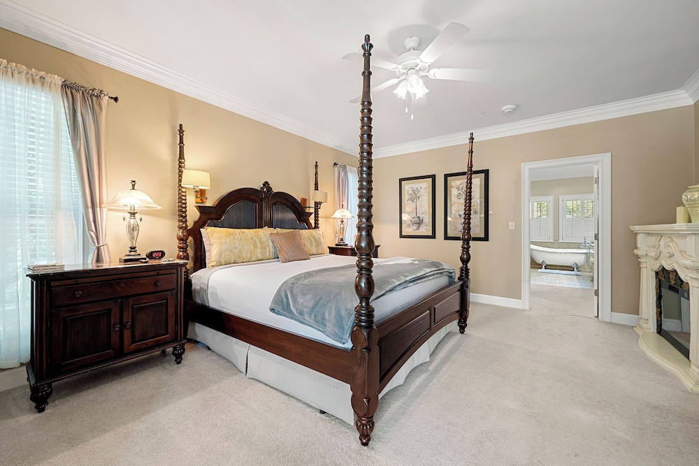 Pleasanton Courtyard Bed and Breakfast 14/49