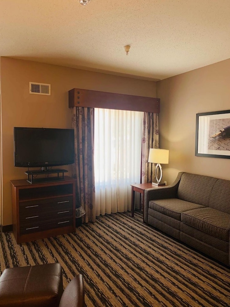 GrandStay Residential Suites Hotel- Saint Cloud 25/45
