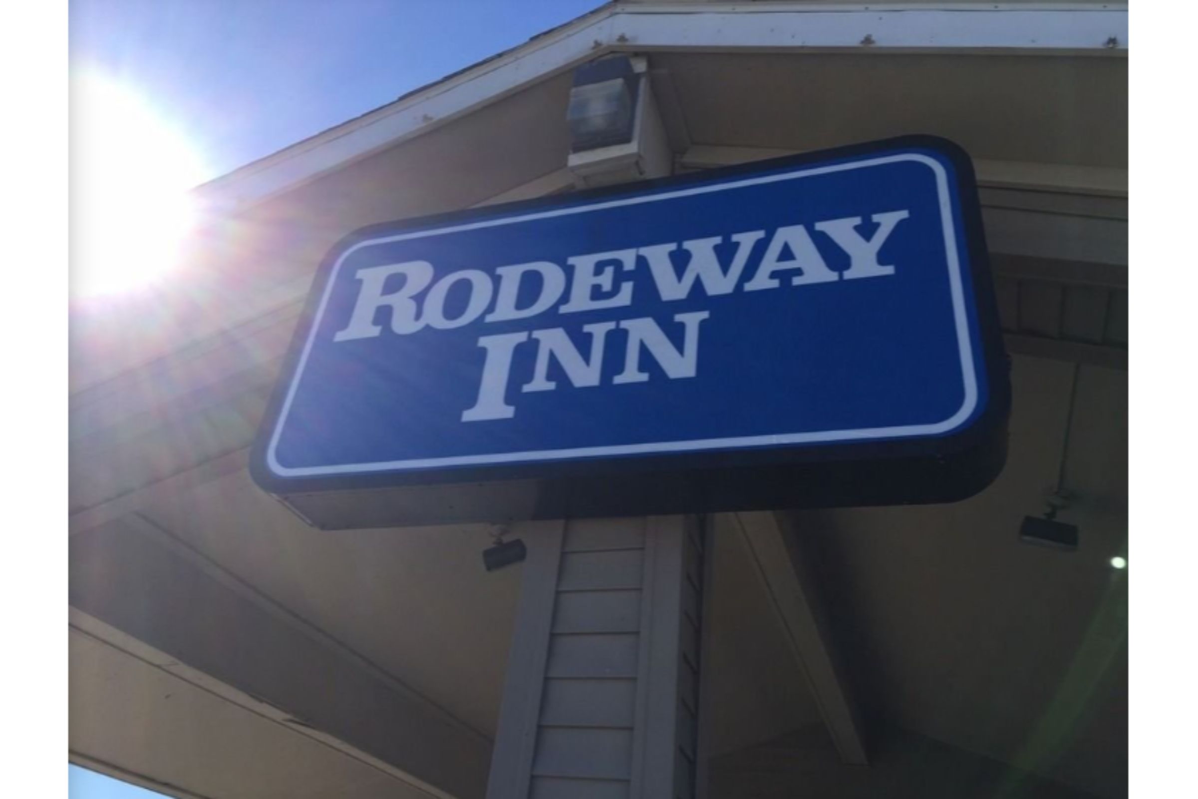 Americas Best Value Inn Elm Creek 1/10