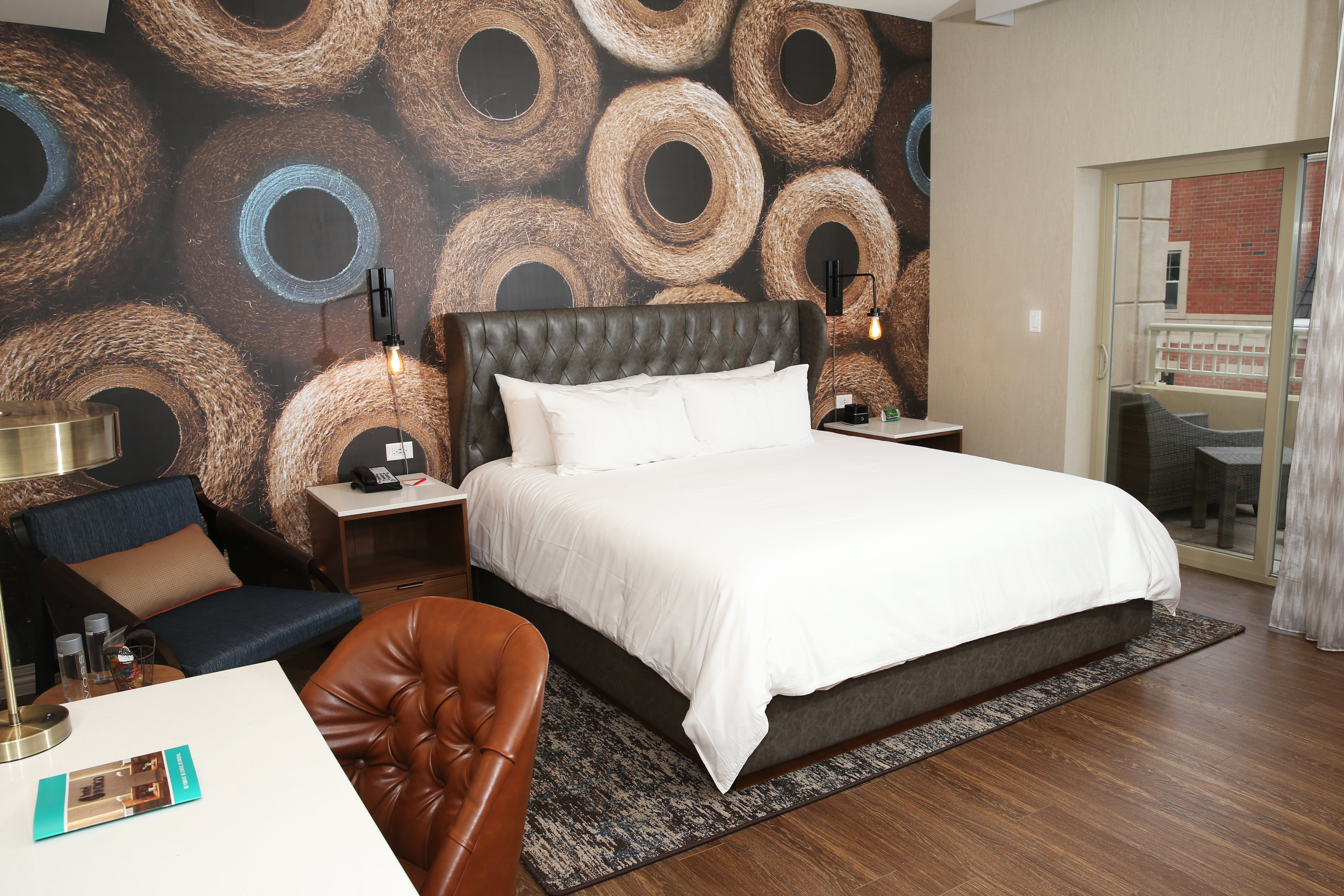 HOTEL INDIGO NAPERVILLE RIVERWALK 28/78