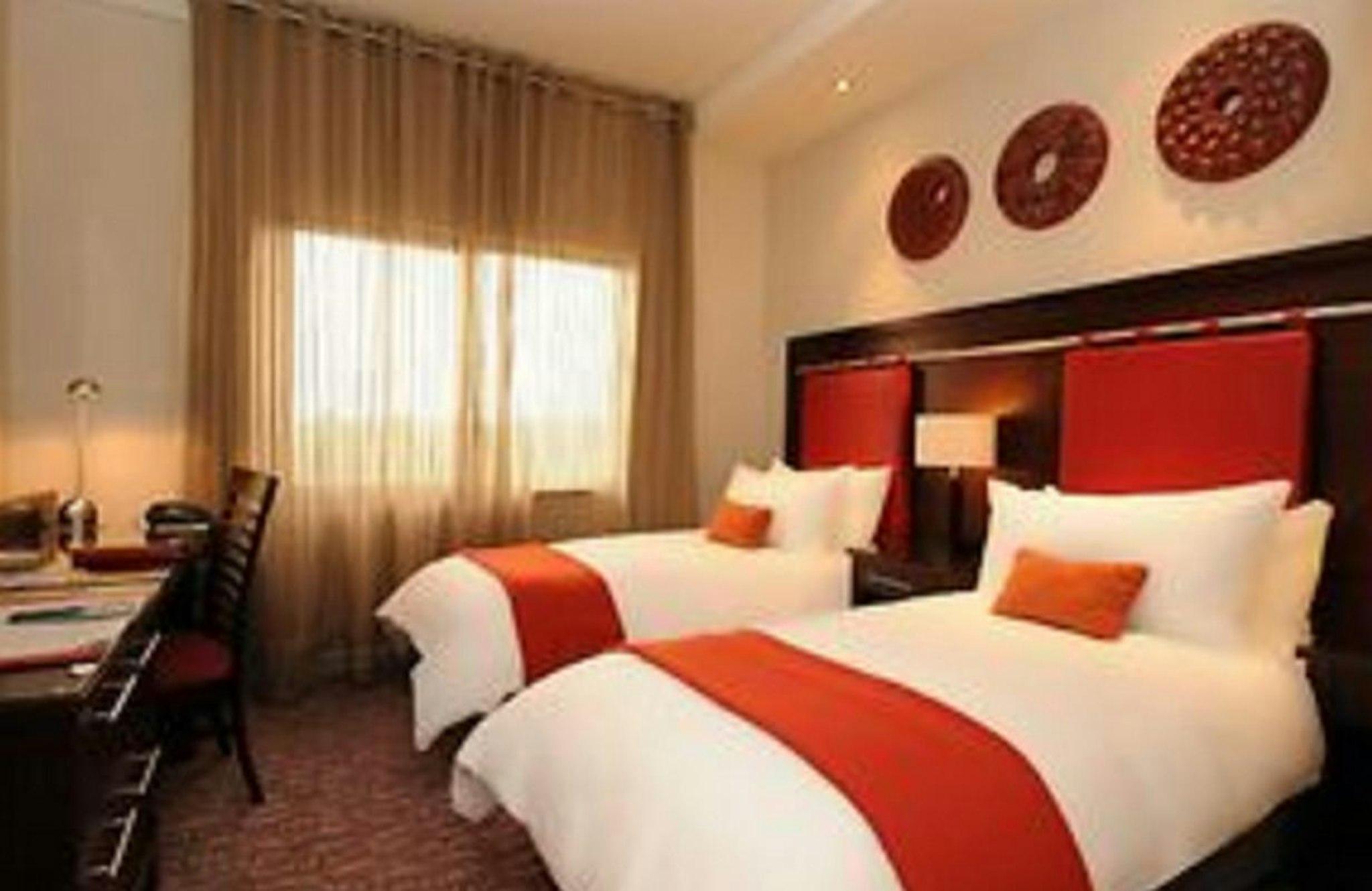 Mondior Emperors Palace 17/58