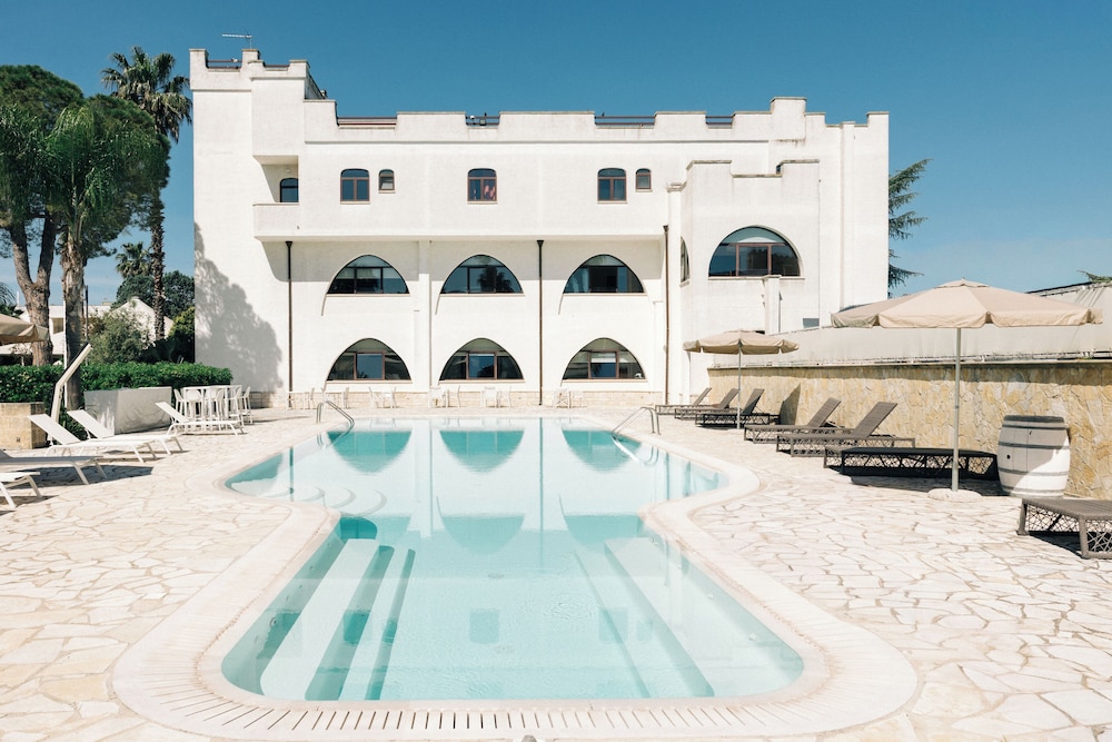 Villa Donna Lisa Wine Hotel 4/78