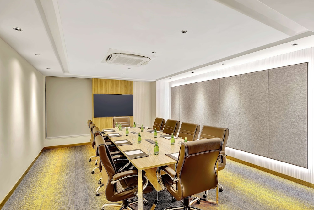 Park Inn by Radisson Surat 17/22