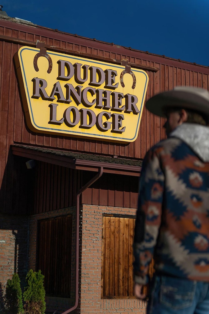 Dude Rancher Lodge 7/50