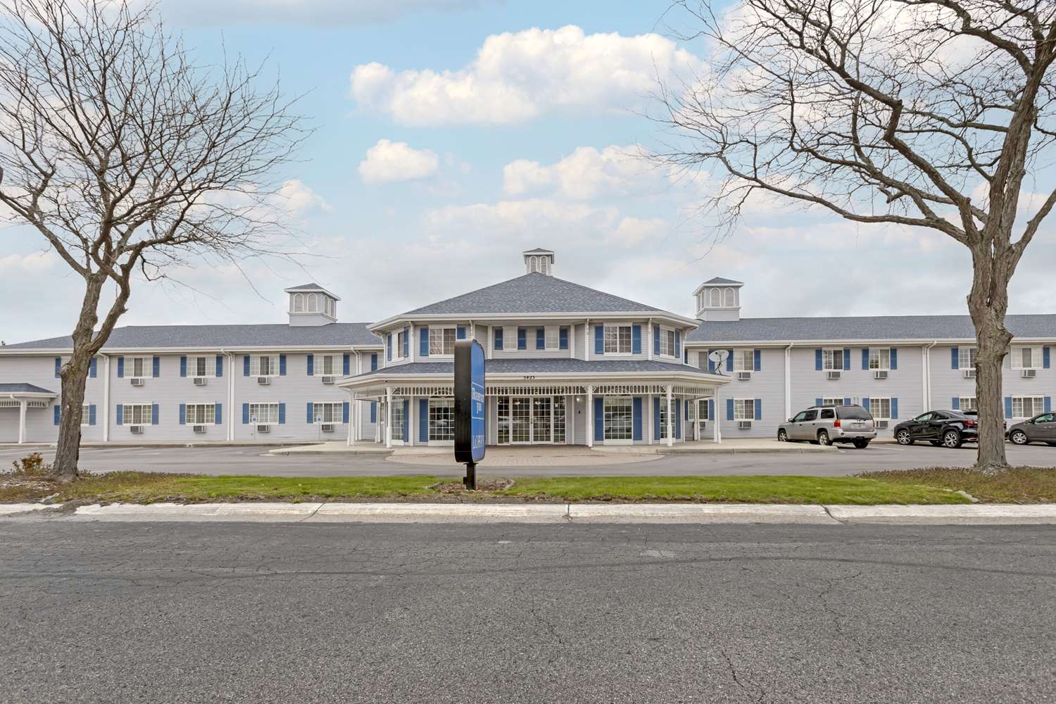 Rodeway Inn Grandville - Grand Rapids 5/22