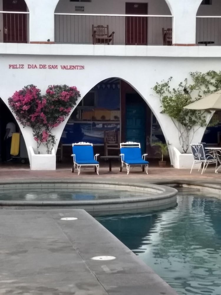 Hacienda Bugambilias 44/71