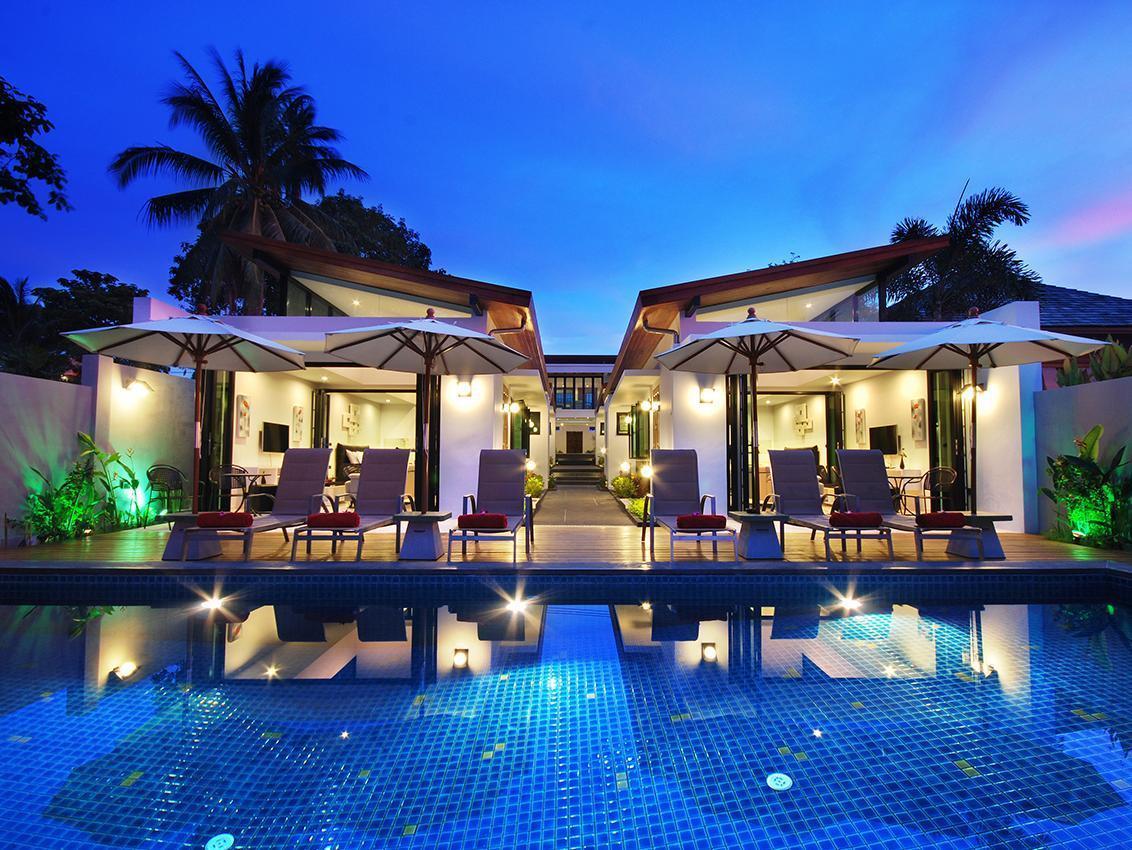 2 Bedrooms, Beach Front