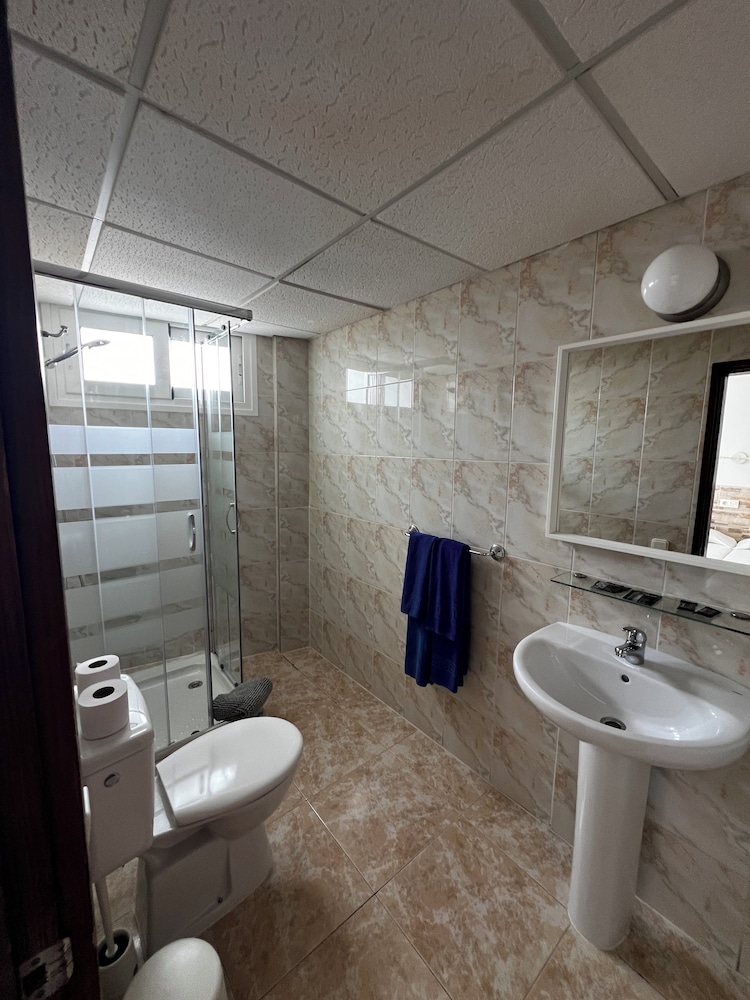 Residencia Cardona 57/57