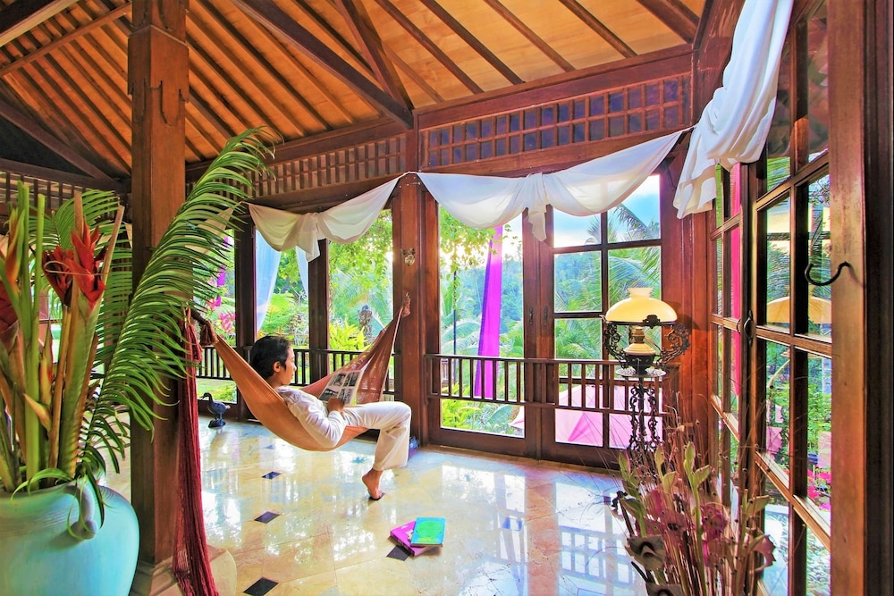 The Mahogany Villa 23/50