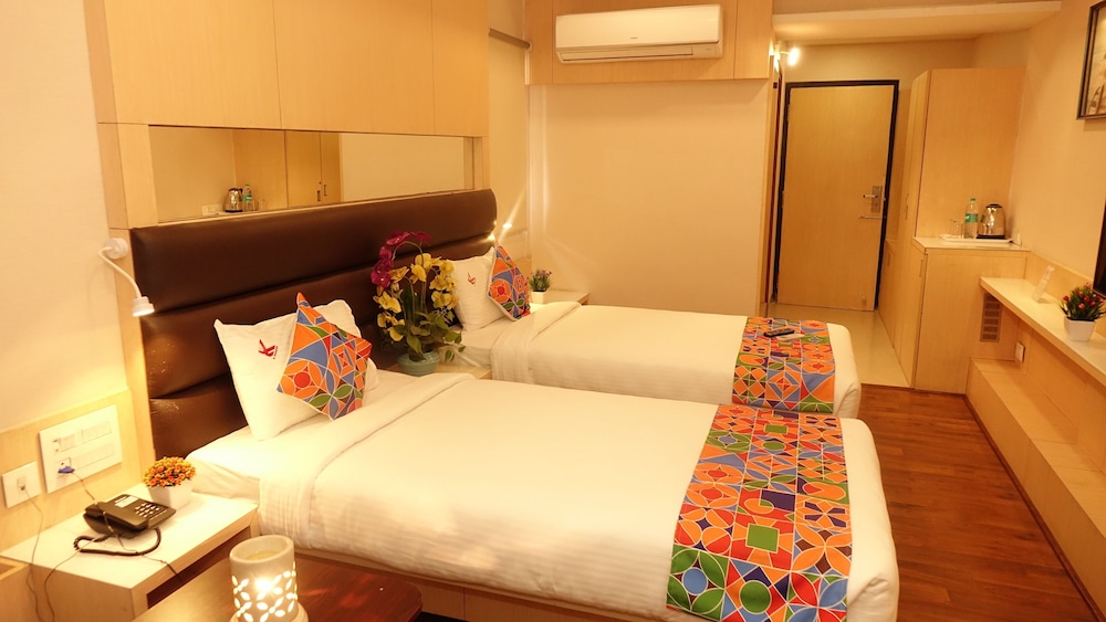 Fabhotel K-Sqaure Koyambedu 14/26