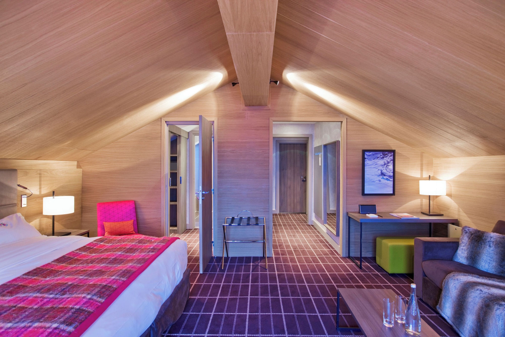 Suite, King Bed