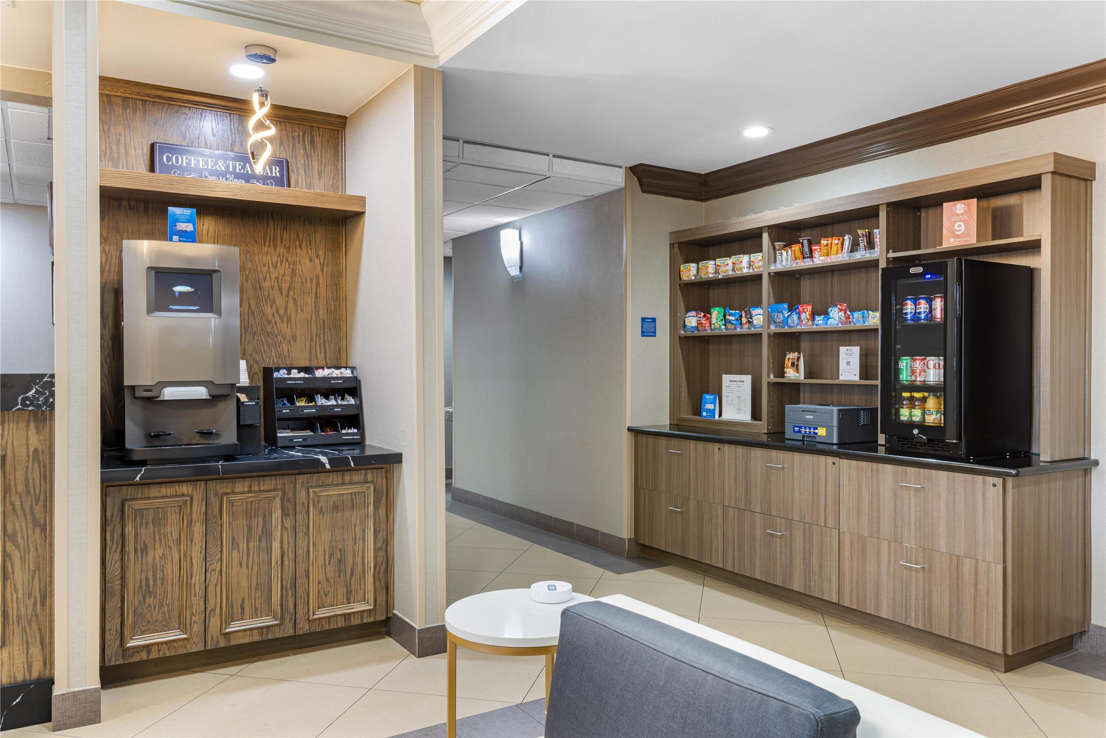 Best Western Plus Wasco Inn & Suites 18/63