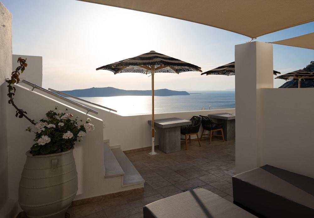Asha Luxury Suites - Adults Only 51/67