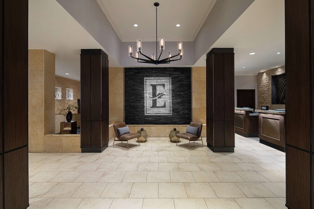 Embassy Suites Fort Worth Downtown 7/54