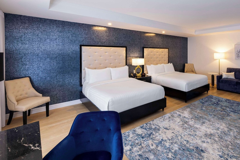 Halifax Tower Hotel & Conference Centre, Ascend Hotel Collection 22/60