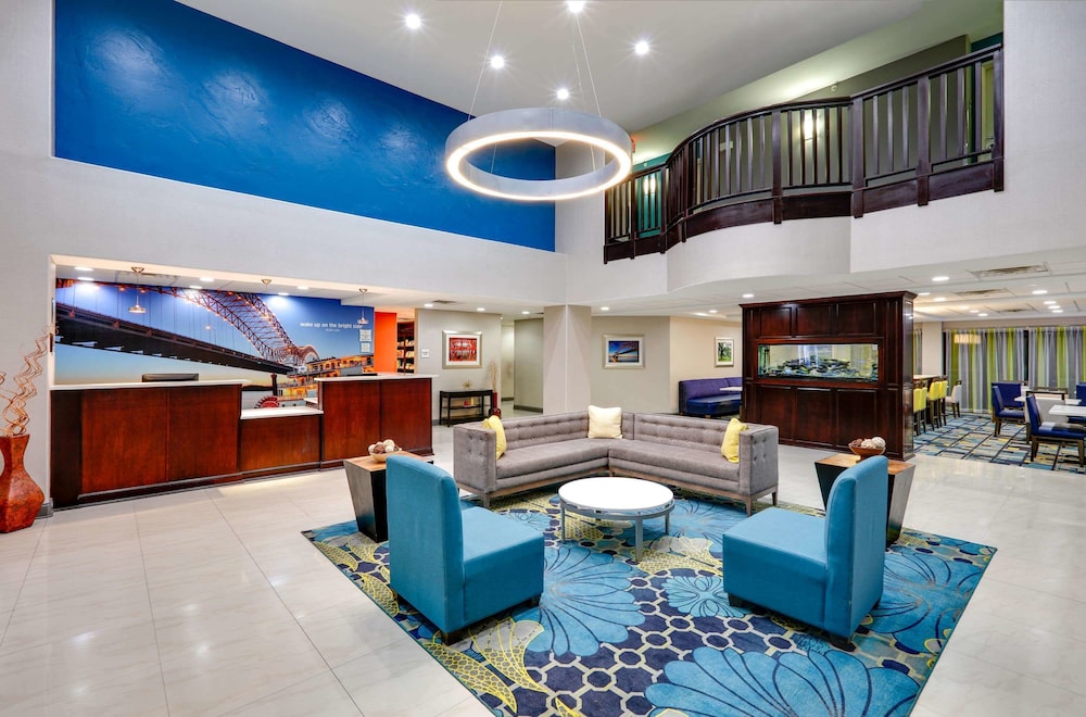 La Quinta Inn & Suites by Wyndham Horn Lake / Southaven Area 32/47