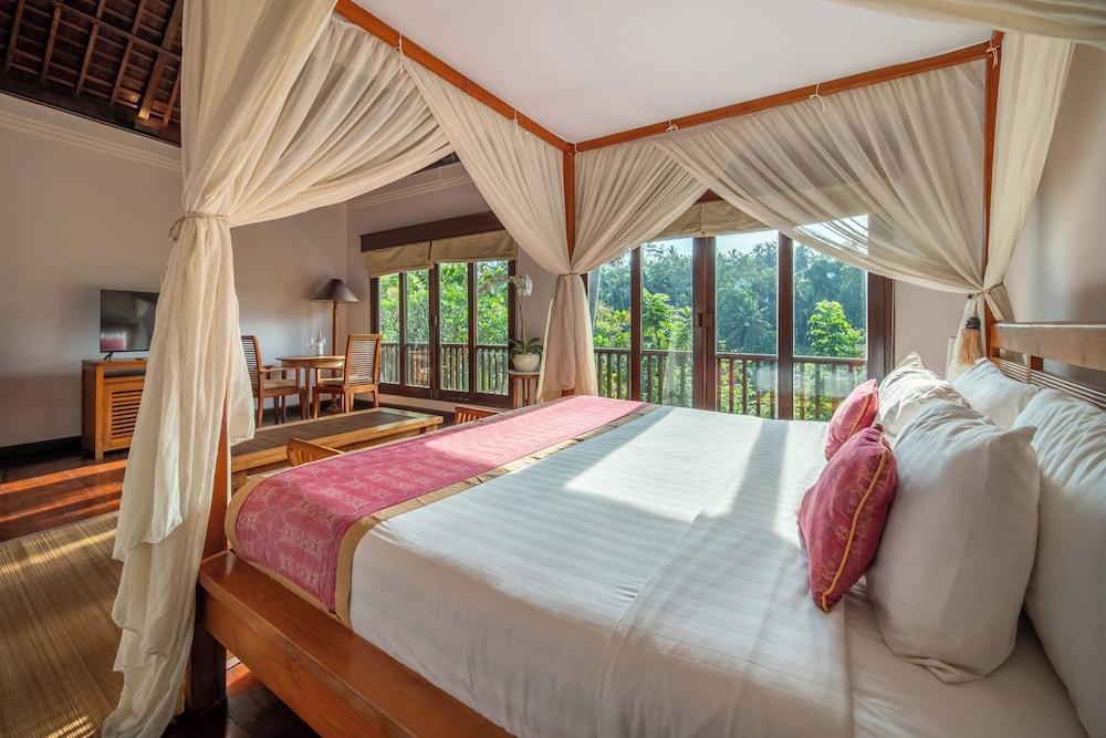 Pool, Villa, King Bed, Valley View