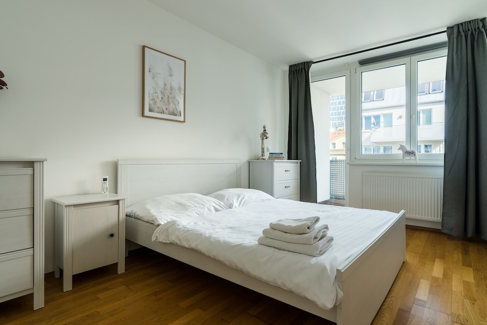 Ambiente Serviced Apartments - Centre 15/50