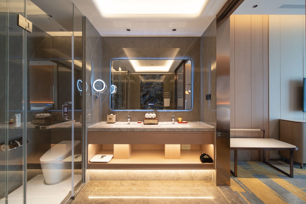 Tongli Lakeview Hotel 8/76