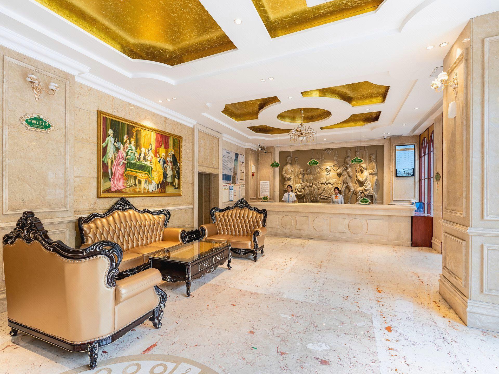 Vienna Hotel (Shantou Convention and Exhibition Center) 17/54