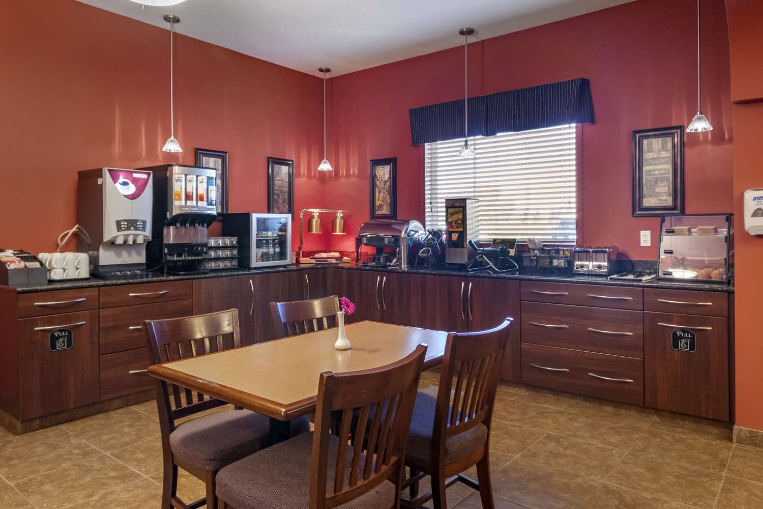 Quality Inn & Suites Rimbey 22/26