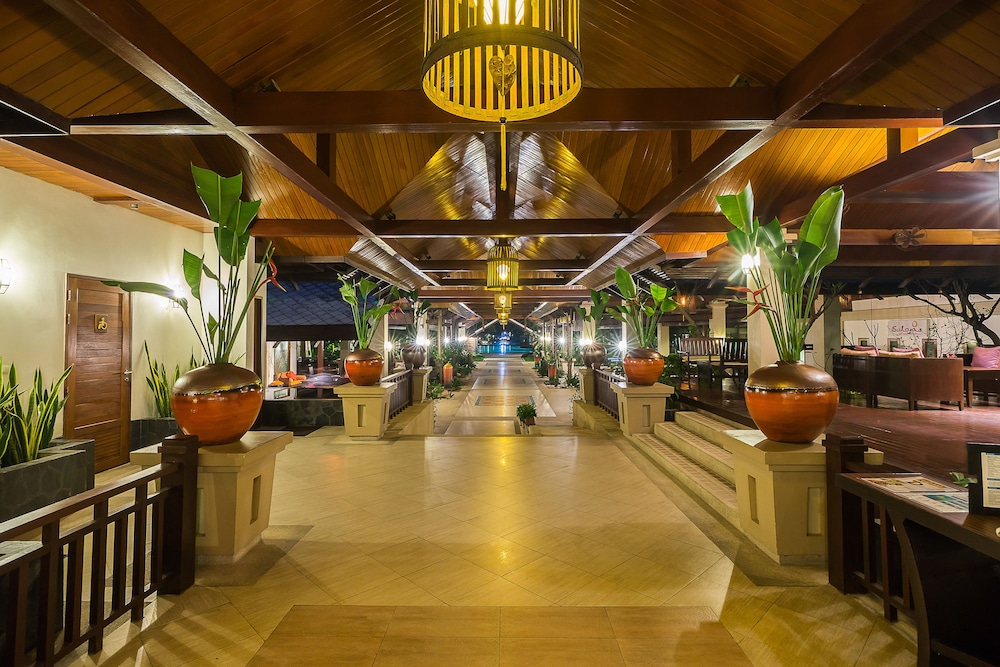 Ravindra Beach Resort and Spa 64/76