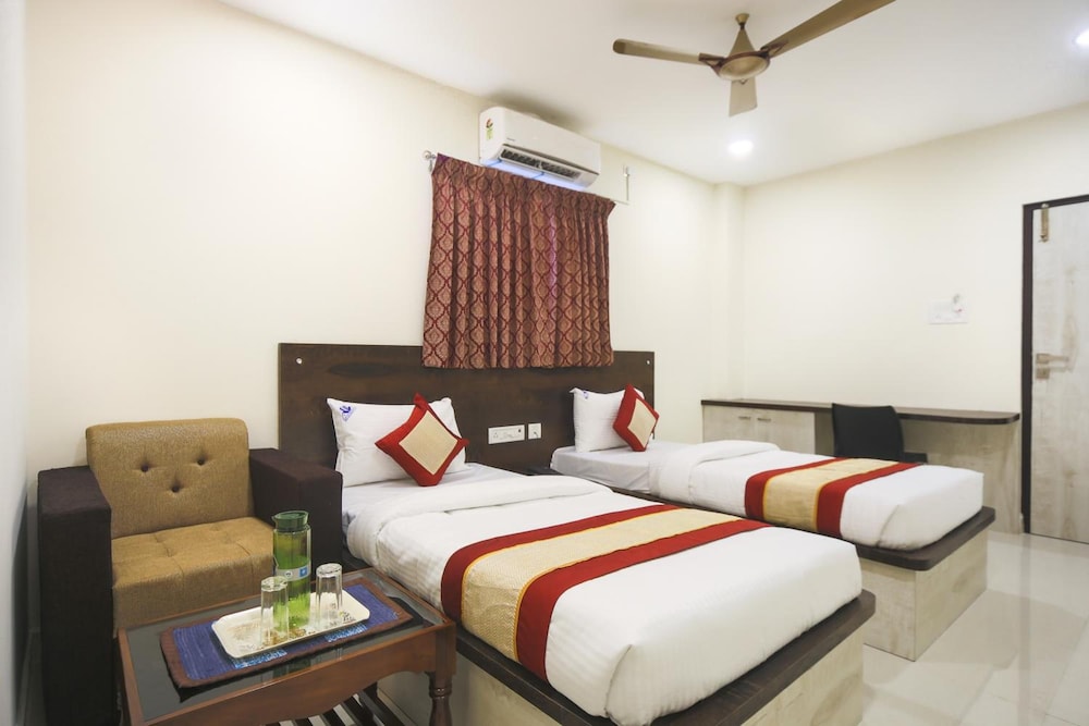 Balaji Residency 20/51