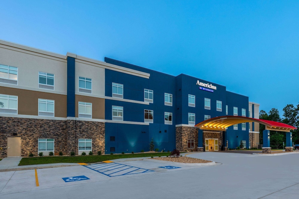 AmericInn by Wyndham Mountain Home 1/26