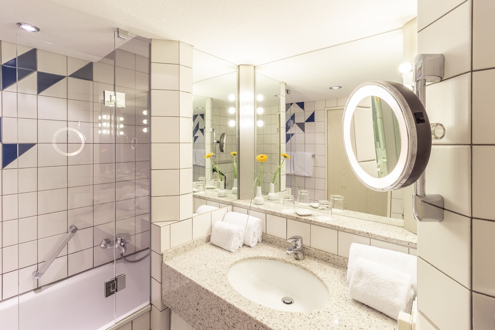جناح بريفيليج بسرير كينج، Mercure Hotel Koeln City Friesenstrasse 5/6