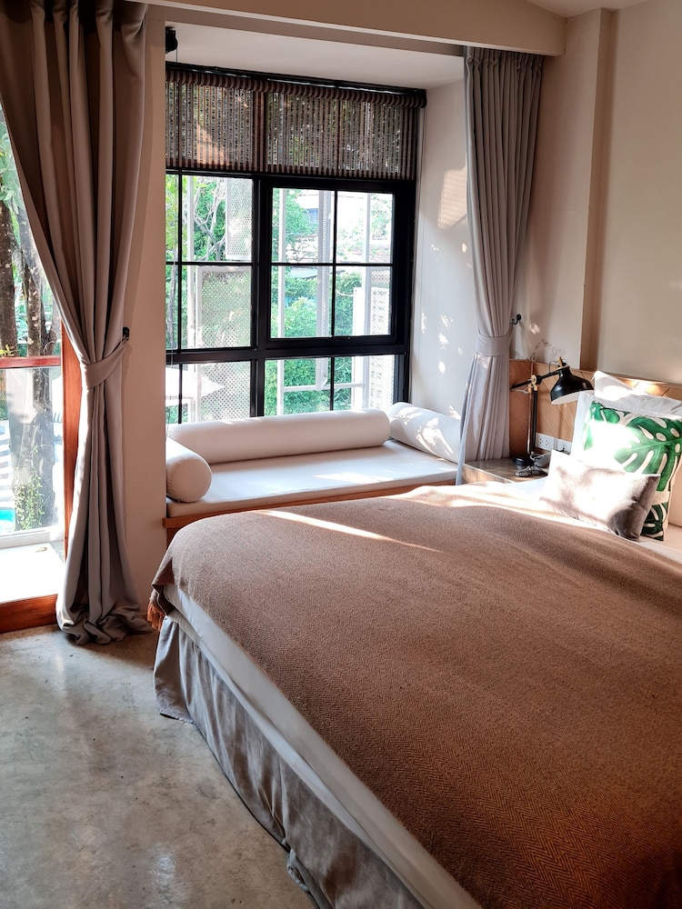 SUPERIOR, DOUBLE BED, BALCONY