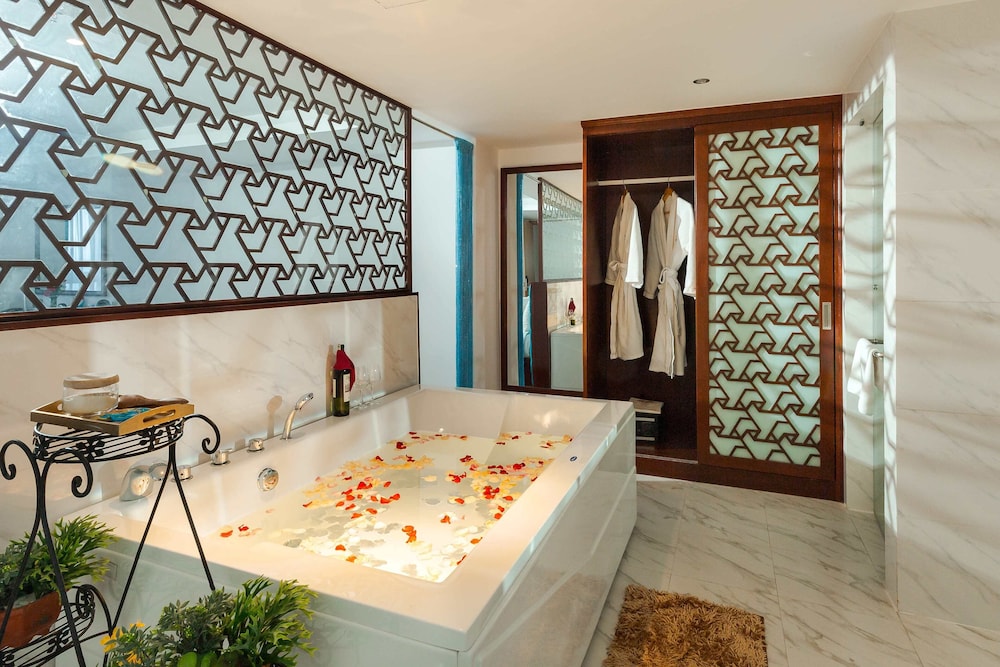 TND Hotel 17/140