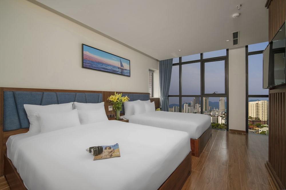Ruby Star Hotel Da Nang 12/44