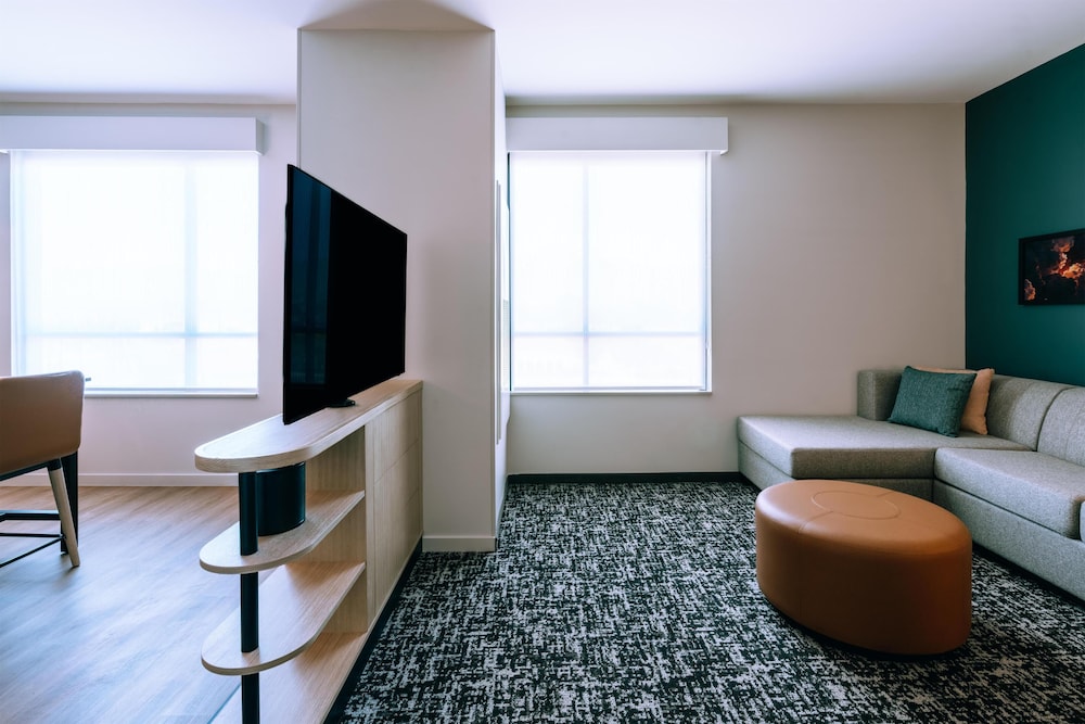 Hyatt House Ontario Airport 36/50