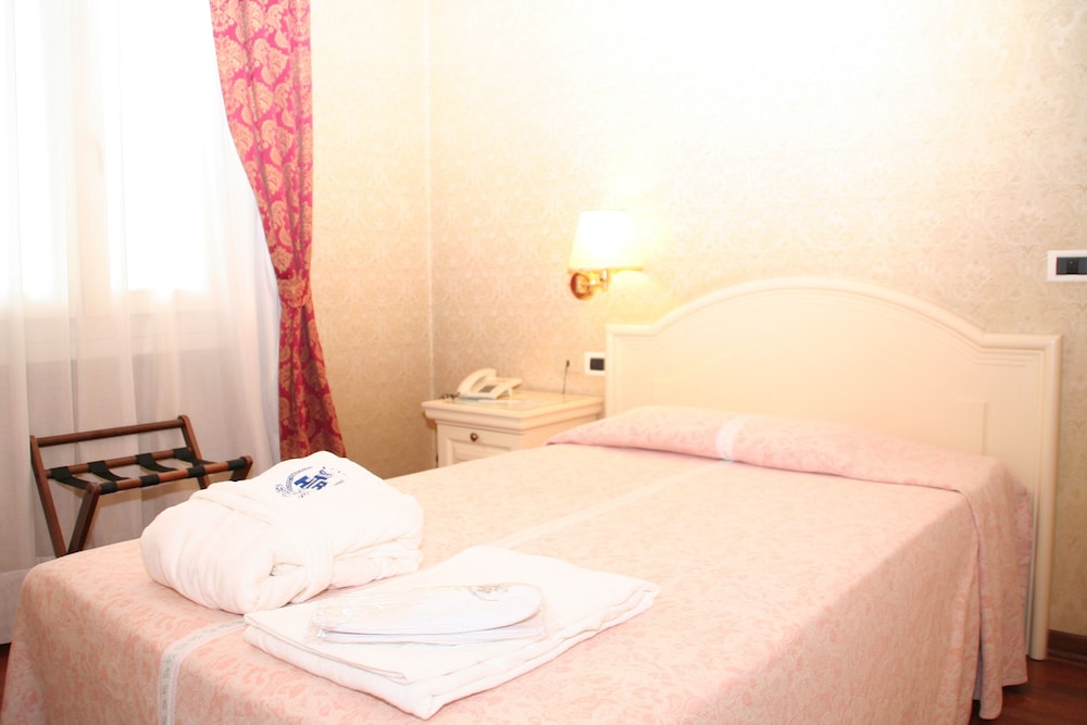 Hotel Terme Roma 15/50