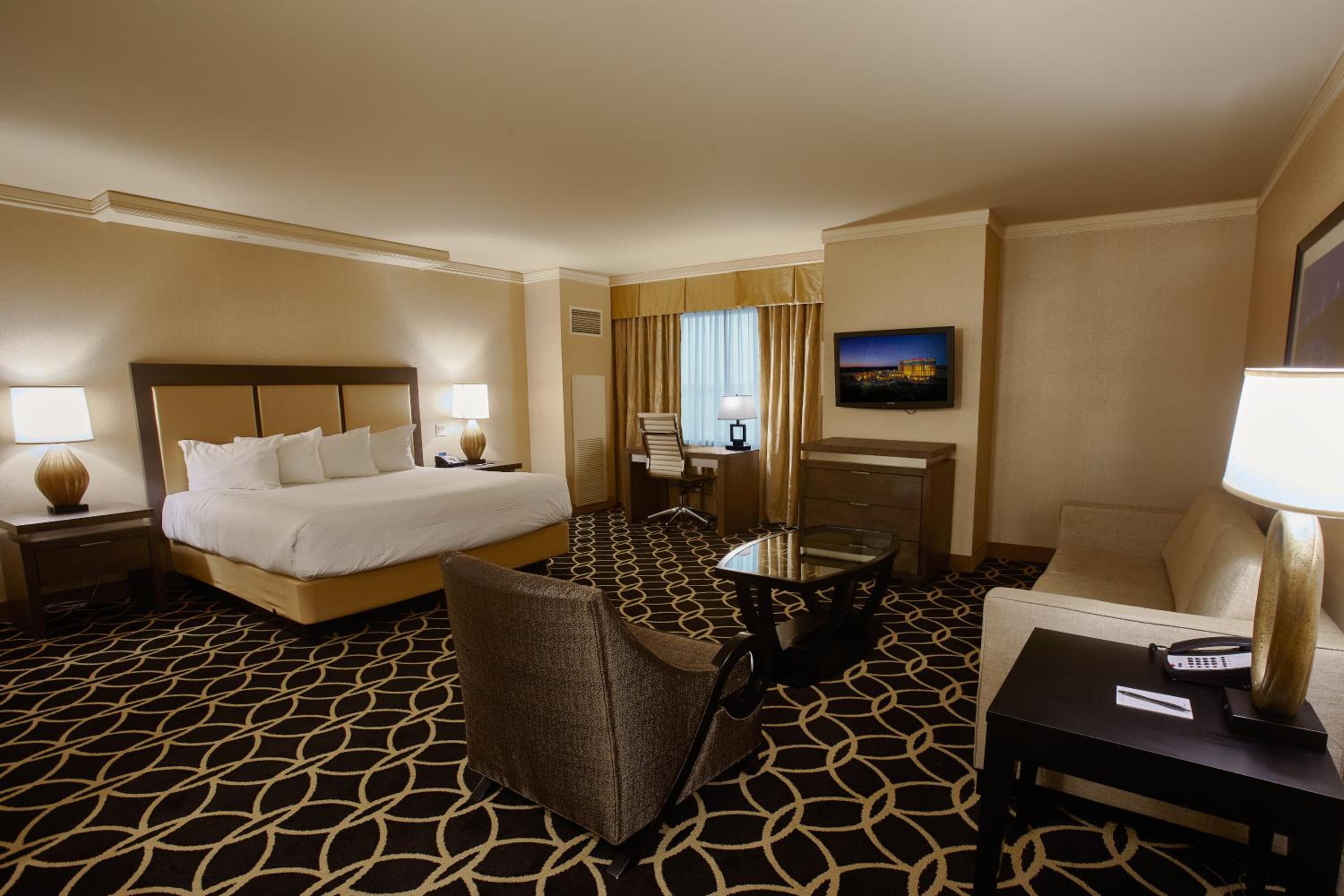 جناح جونيور بسرير كينج، Hollywood Casino St Louis 7/8