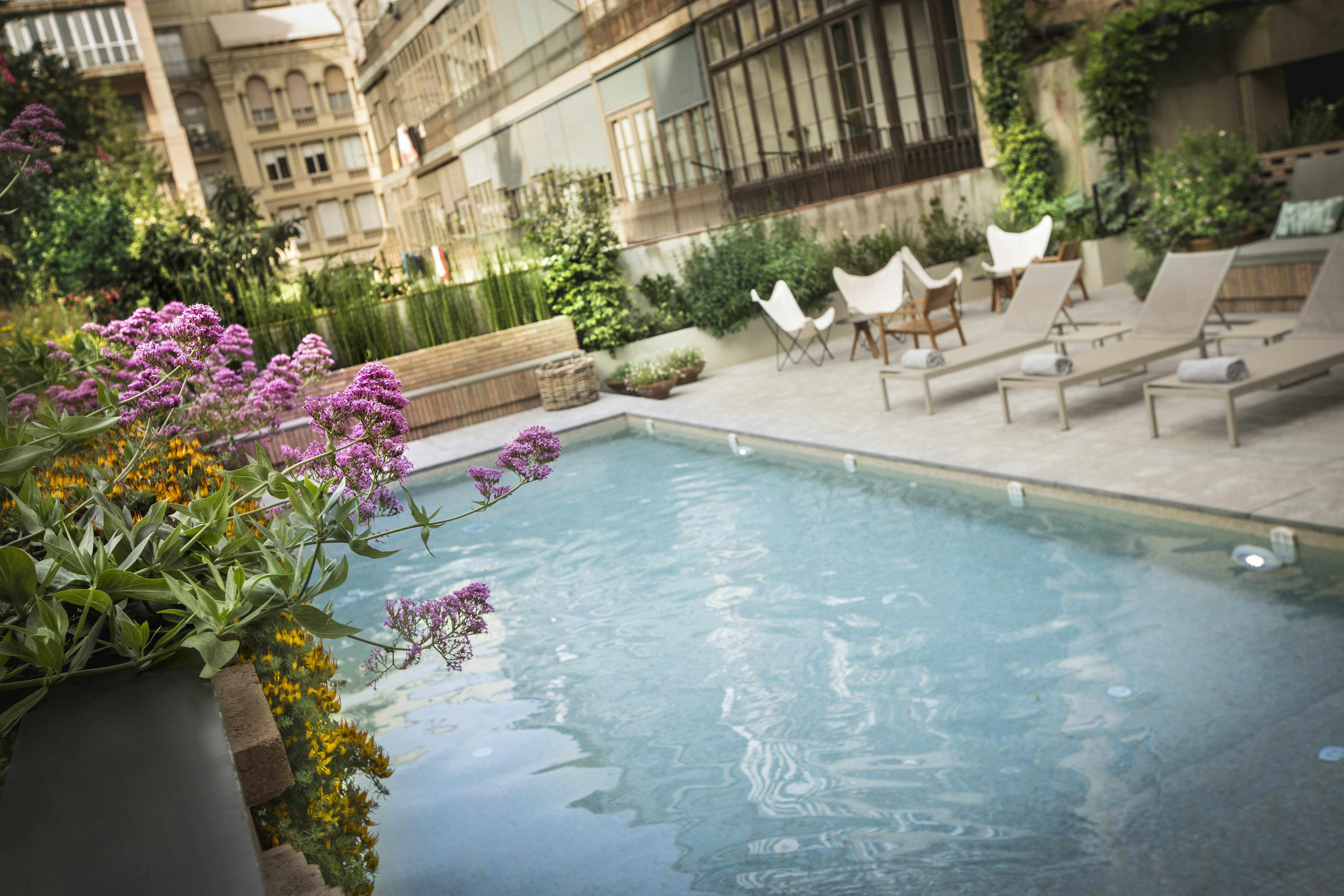 Alexandra Barcelona Hotel Curio Collection By Hilton 83/90