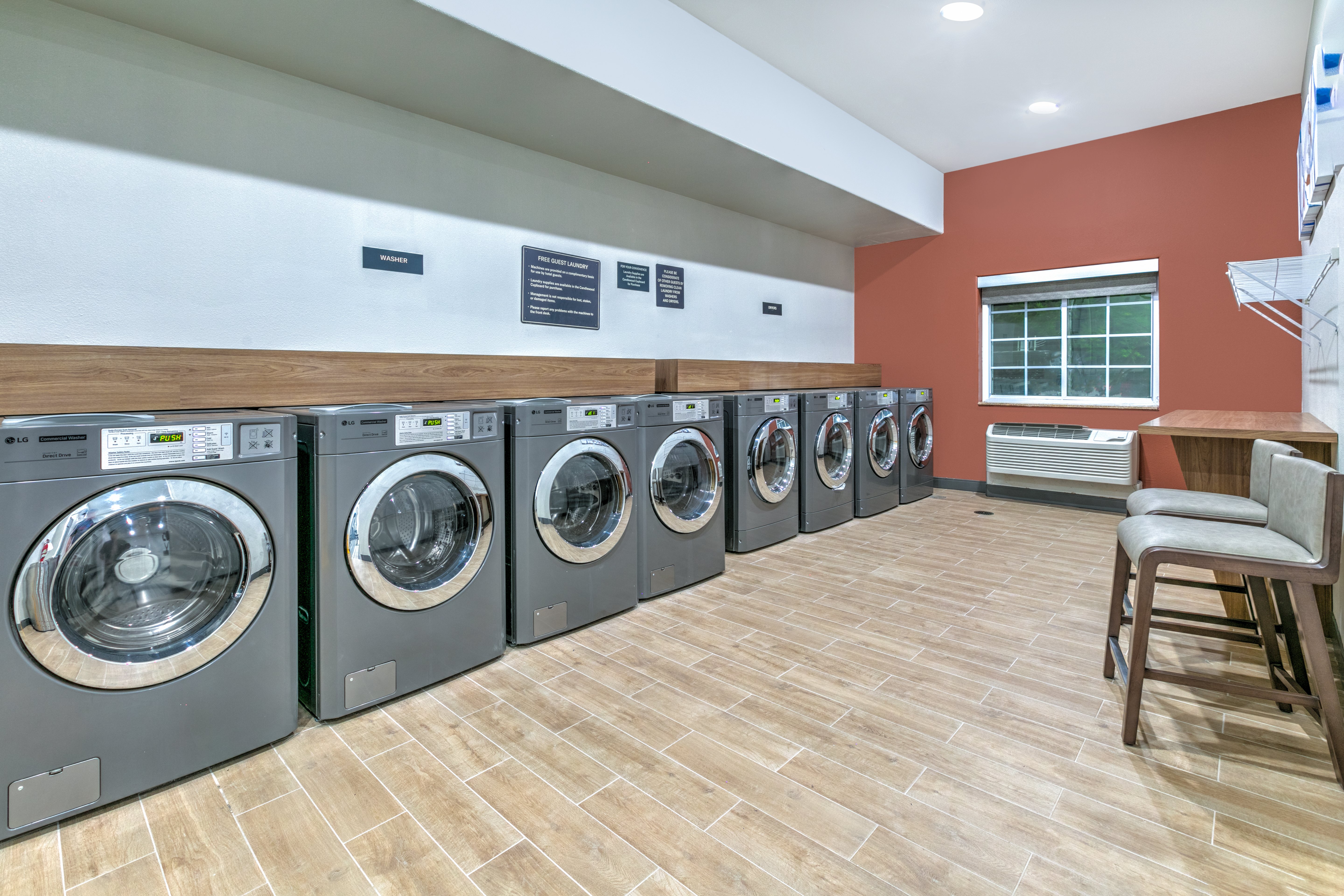 Candlewood Suites Lake Jackson Clute 37/60