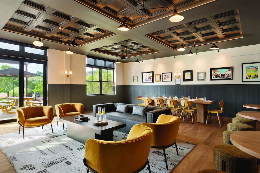 The Eddy Taproom & Hotel 53/62