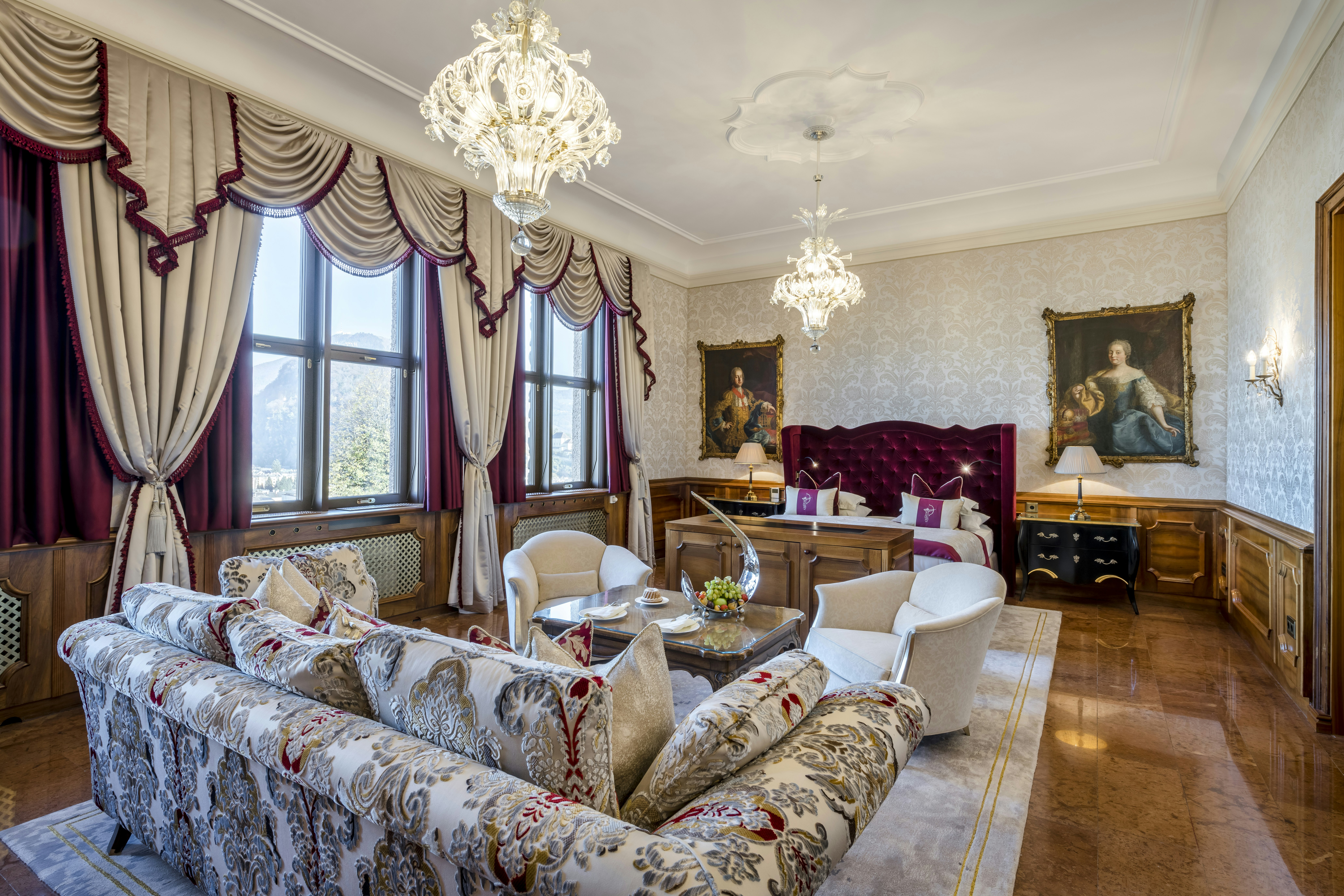 Schloss Monchstein Hotel 61/84
